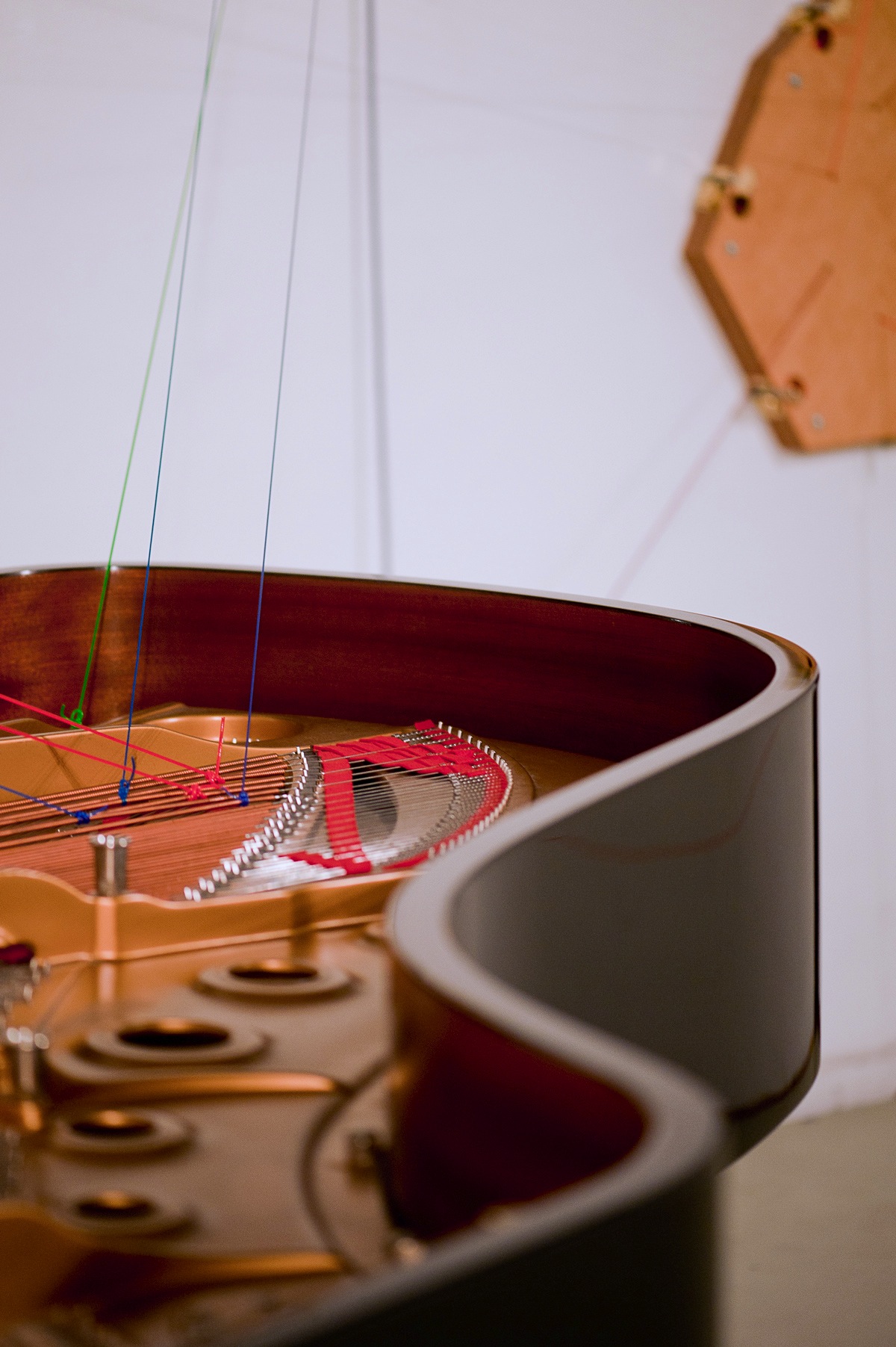 ensemble arcimboldo / resonance-box / sound installation / prepared piano / polychord